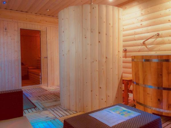 Rezydencja Kwiatano - Basen & Jacuzzi & Sauna & Plac Zabaw グジボボ エクステリア 写真